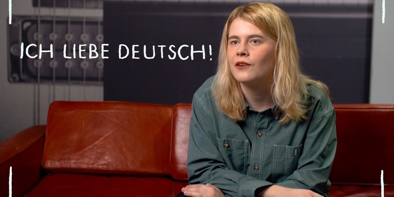 Sängerin Zaho de Sagazan in KARAMBOLAGE am 27. April um 18.15 Uhr auf ARTE und auf arte.tv - Foto: presseportal.de