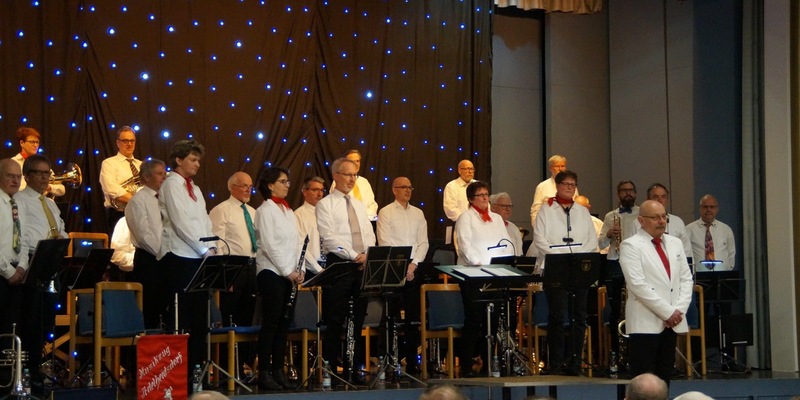 FW Wathlingen: Frühjahrskonzert des Musikzuges der Ortsfeuerwehr Adelheidsdorf - Foto: presseportal.de