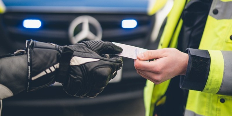 POL-SE: Bad Segeberg - Beginn der Motorradsaison - Polizei-Autobahn und Bezirksrevier Bad Segeberg kündigt Verkehrskontrollen an - Foto: presseportal.de