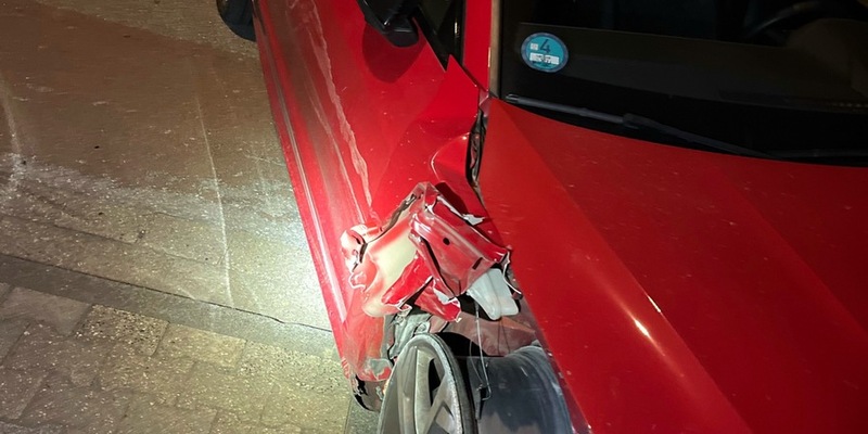 POL-AC: Unfallflucht - Autofahrer beschädigt mehrere Fahrzeuge - Foto: presseportal.de