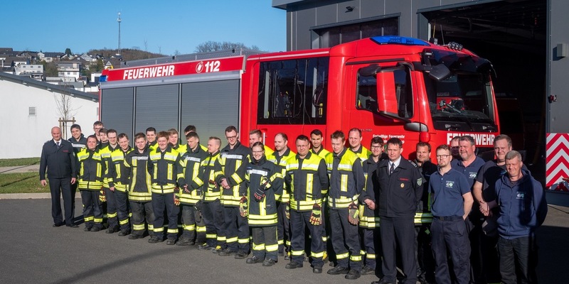 FW Finnentrop: Drittes Modul der feuerwehrtechnischen Grundausbildung erfolgreich beendet - Foto: presseportal.de