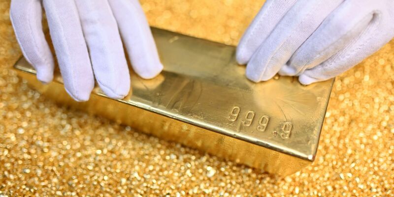 Trumps Zollpaket treibt den Goldkurs auf einen Rekordwert. (Archivbild) - Foto: Uli Deck/dpa