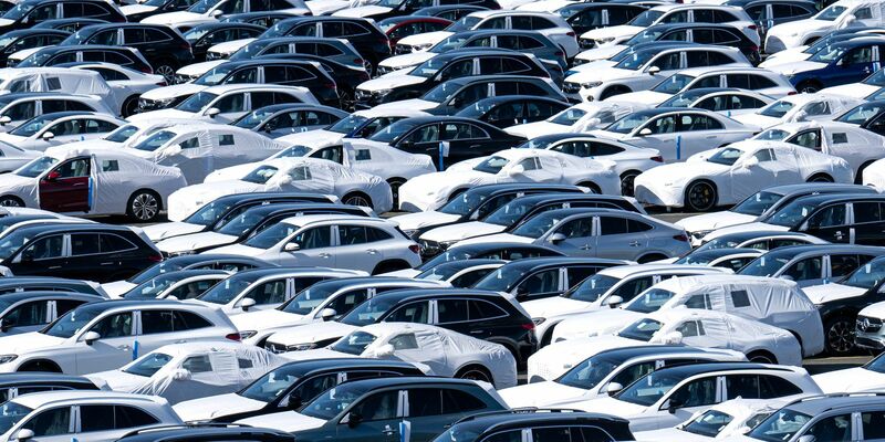 Der Export ist für die deutsche Autoindustrie von entscheidender Bedeutung. (Archivbild) - Foto: Sina Schuldt/dpa