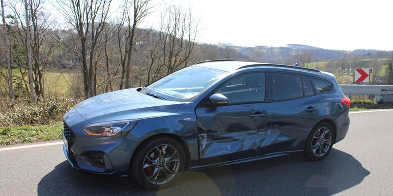 POL-RBK: Wermelskirchen - Motorradfahrer nach Zusammenstoß mit Pkw schwer verletzt - Foto: presseportal.de