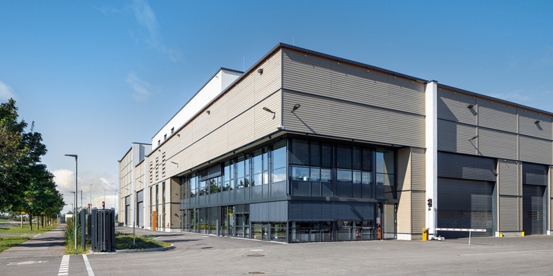 Vom Baum zum klimafreundlichen Baustoff: Drees & Sommer begleitete Gutex bei CO2-neutralem Werksneubau - Foto: presseportal.de