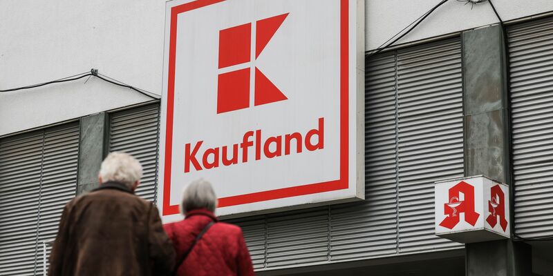 Nach Hygienemängeln macht Kaufland zwei Läden dicht - zumindest vorübergehend. (Archivbild) - Foto: Oliver Berg/dpa