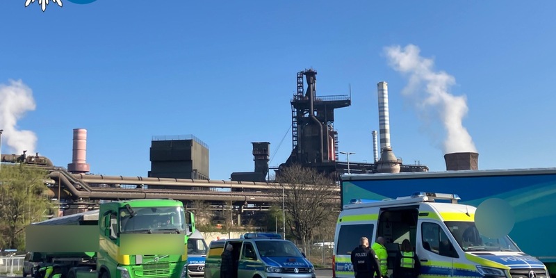 POL-DU: Beeck: Verkehrsdienst kontrolliert Schwerlastverkehr - Foto: presseportal.de