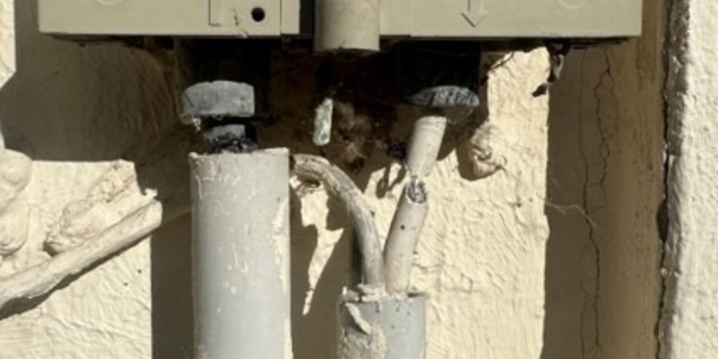 POL-HM: Sachbeschädigungen durch das Durchtrennen von Telefonkabeln - Foto: presseportal.de