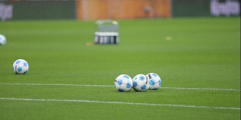 Fußbälle (Archiv) - Foto: über dts Nachrichtenagentur