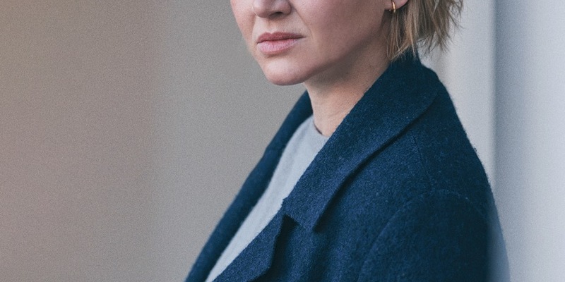 Anna Maria Mühe: Trash-TV ist manchmal Gold wert / Die Schauspielerin im Interview mit der Apotheken Umschau - Foto: presseportal.de