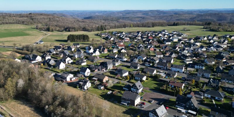 Das Westerwalddorf Weitefeld hat fast 2.300 Einwohner. - Foto: Thomas Frey/dpa