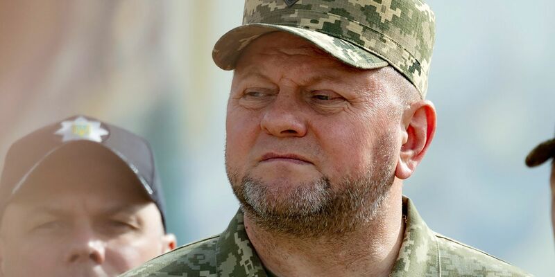 Der ukrainische Ex-Oberbefehlshaber Walerij Saluschnyj hat einen Bericht der New York Times über die Planung von ukrainischen Militäroperationen im hessischen Wiesbaden bestätigt. (Archivbild) - Foto: Uncredited/AP/dpa