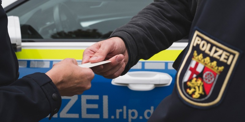 POL-PDKL: Anhaltend hohe Polizeipräsenz - Einsatzkräfte kontrollieren in der Innenstadt - Foto: presseportal.de