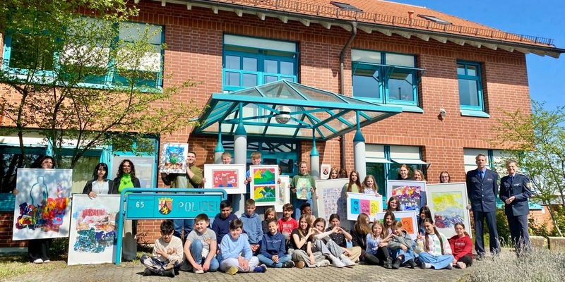 POL-PDLD: Edenkoben - Kunstwerke für die Polizei - Foto: presseportal.de