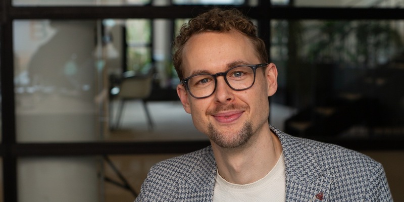 Ephraim Chiozza von der AdWiser GmbH: Diese 3 Red Flags von E-Commerce-Agenturen muss jeder kennen - Foto: presseportal.de