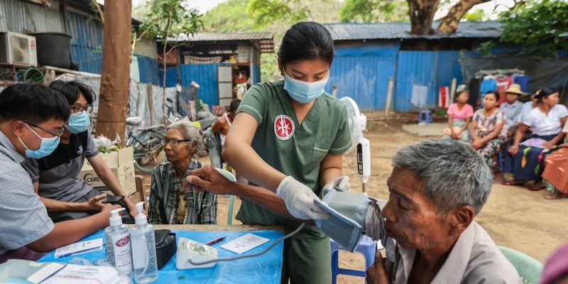 Myanmar: Medizinische Hilfe angelaufen / Johanniter-Mitarbeiterin Birte Kötter eingereist und ab morgen im Erdbebengebiet - Foto: presseportal.de