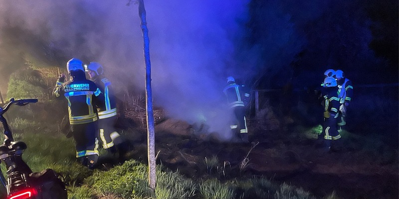 FW Kranenburg: Flächenbrand am Europaradweg - Foto: presseportal.de
