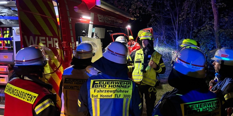 FW Bad Honnef: Zweimaliger Chlorgasalarm auf der Insel Grafenwerth - Foto: presseportal.de