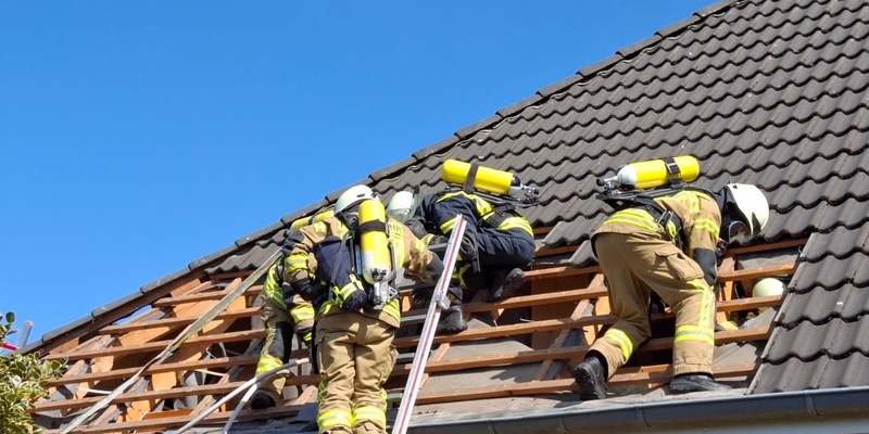POL-CUX: Schwelbrand an einem Einfamilienhaus in Loxstedt - Foto: presseportal.de