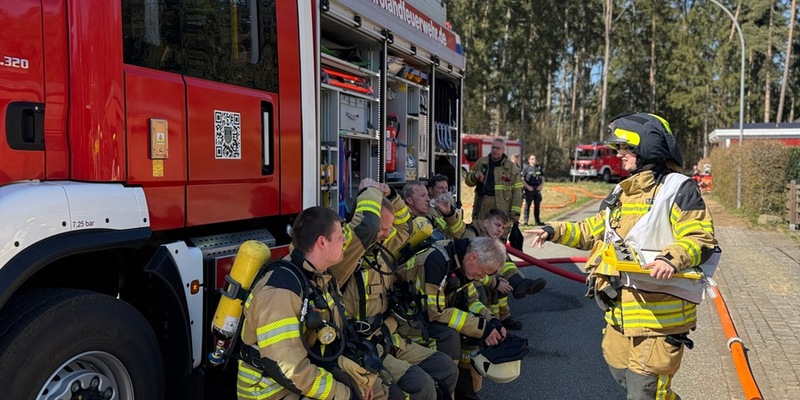 FW-SE: Dachstuhlbrand in Bad Bramstedt - Foto: presseportal.de