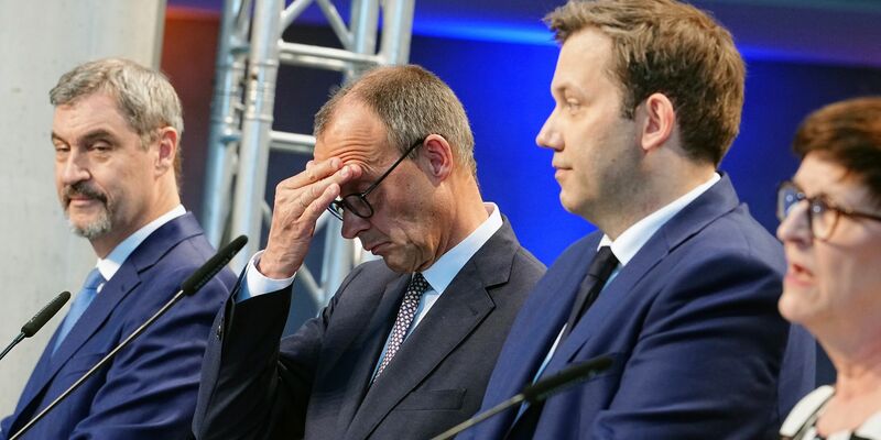 Der voraussichtlich nächste Kanzler Friedrich Merz braucht ein paar Tage Ruhe. (Archivbild) - Foto: Kay Nietfeld/dpa