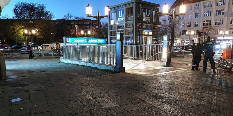 Absperrung nach Berliner Messerattacke am 12.04.2025 - Foto: über dts Nachrichtenagentur