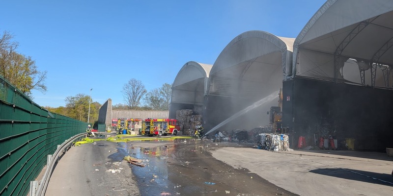 FW-WRN: Brandeinsatz bei der Firma RCS in Werne - Foto: presseportal.de