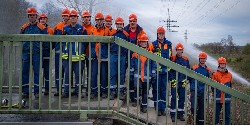 FW-AR: 24-Stunden-Schicht für den Feuerwehrnachwuchs - Foto: presseportal.de