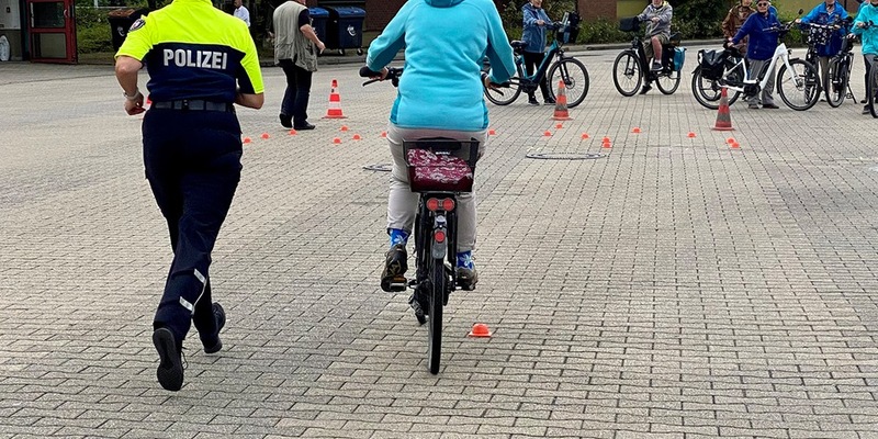 POL-HAM: Polizei Hamm und ADFC laden ein - Offenes Pedelec-Training am Willy-Brandt-Platz - Foto: presseportal.de