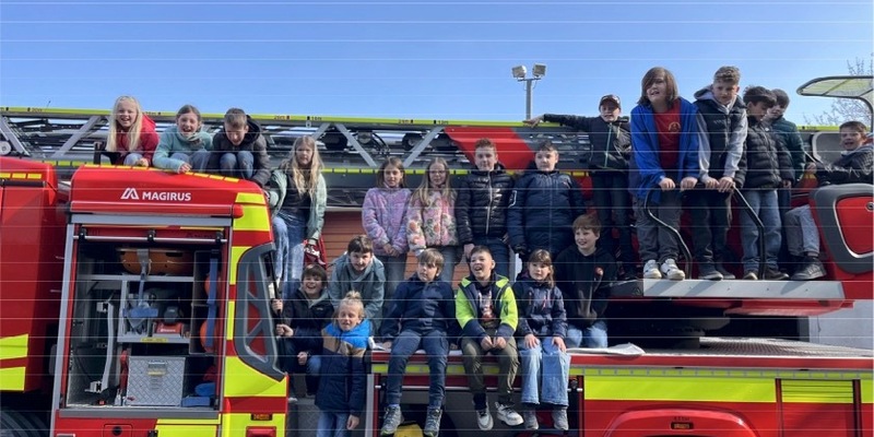 FW Menden: Brandschutzerziehung im Kindergarten und in der Grundschule Schwitten - Foto: presseportal.de