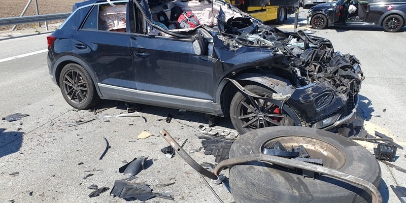 POL-WL: Unfall fordert mehrere Verletzte - Foto: presseportal.de