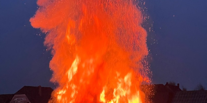 FW Beverungen: Osterfeuer in Würgassen abgesagt - Erhöhter Waldbrandgefahrenindex aufgrund geringem Niederschlag - Foto: presseportal.de