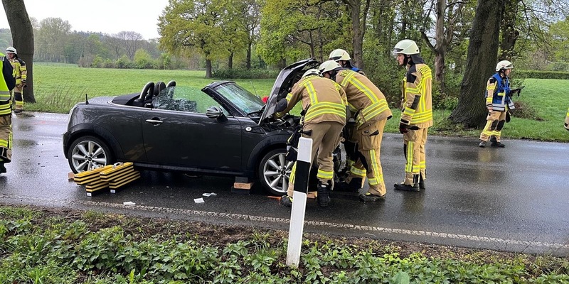 FW Rheurdt: Sturmschaden mit anschließendem Verkehrsunfall - Foto: presseportal.de