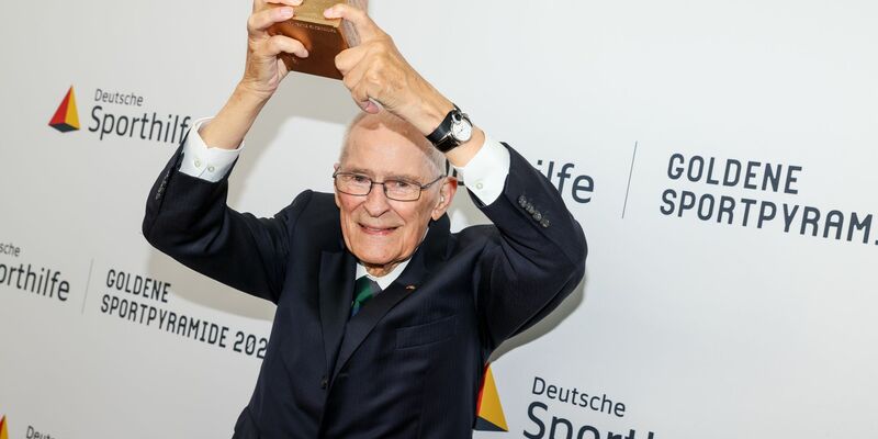 Ein Leben für den Sport: Hans Wilhelm Gäb. - Foto: Gerald Matzka/dpa