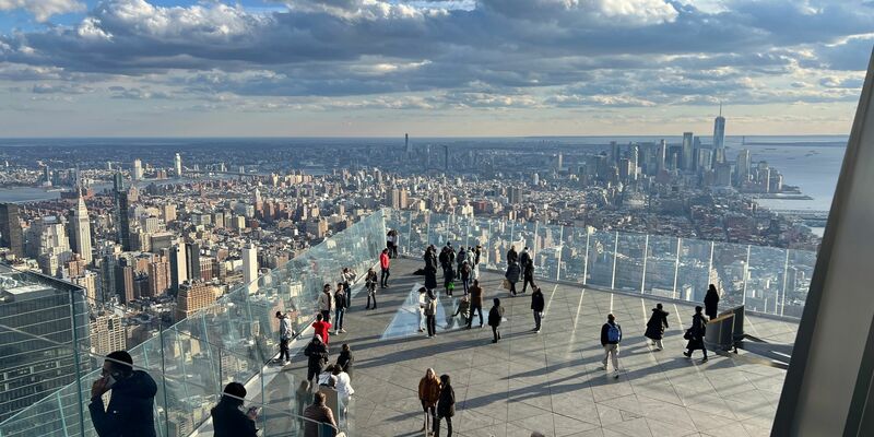 Immer weniger Deutsche zieht es in die USA. (Archivbild) - Foto: Benno Schwinghammer/dpa