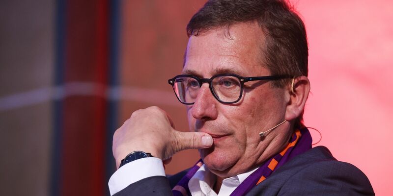 Der renommierte Kirchenrechtler Thomas Schüller erwartet nach dem Tod von Papst Franziskus ein schwieriges Konklave. (Archivbild) - Foto: Jan Woitas/dpa