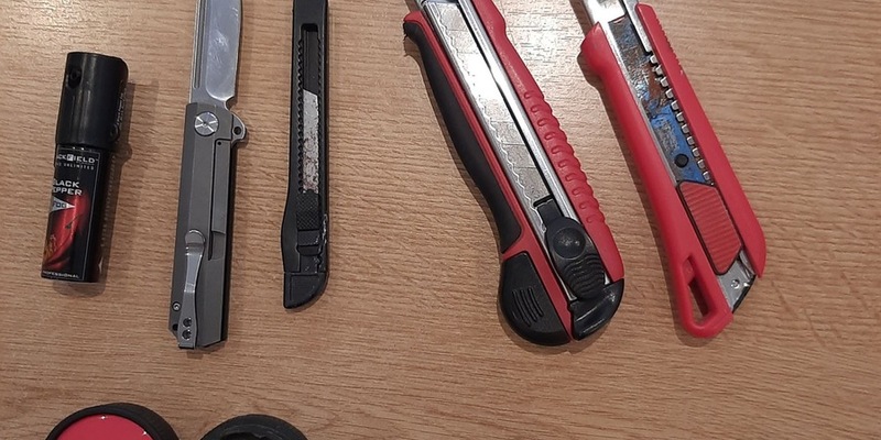 POL-D: Stadtmitte - Damenhandtasche aus Pkw gestohlen - Zivilfahnder nehmen zwei Männer fest - Weiteres Diebesgut in Hotel gefunden - Foto: presseportal.de