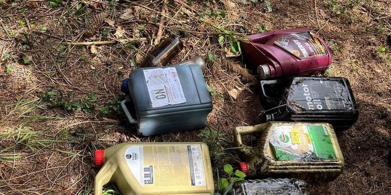 POL-OG: Forbach, Langenbrand - Altöl illegal entsorgt, Hinweise erbeten - Foto: presseportal.de