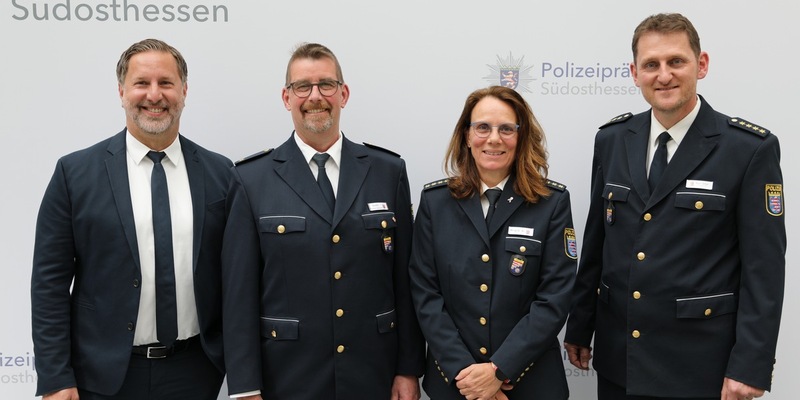 POL-OF: Wilhelm Schmits offiziell mit der Leitung des Polizeireviers Offenbach beauftragt - Foto: presseportal.de