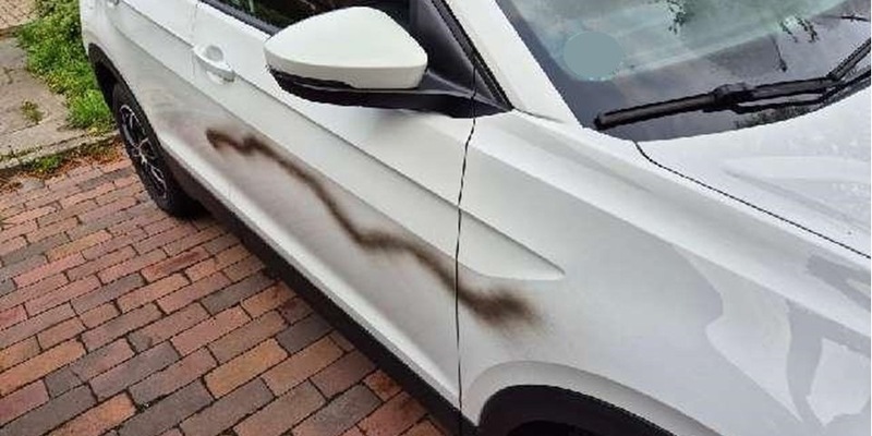 POL-WOB: Mehrere PKW mit Farbe besprüht - Polizei sucht Zeugen - Foto: presseportal.de