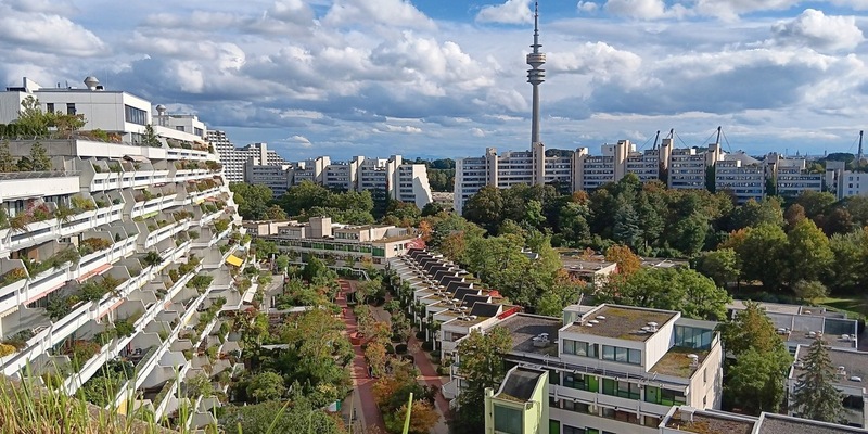 Photovoltaik trifft auf Denkmalschutz: Analyse zeigt hohes Potenzial für Solarstrom im Olympiadorf München - Foto: presseportal.de
