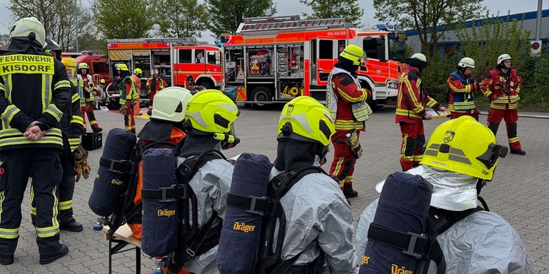 FW-SE: Austritt von Batteriesäure - Foto: presseportal.de