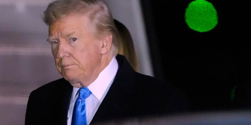 Trump fordert ein Treffen von Moskau und Kiew auf hoher Ebene.  - Foto: Markus Schreiber/AP/dpa