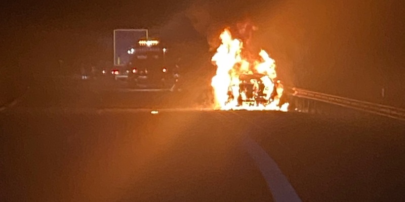 POL-PASTKL: Brennender PKW auf der A63 - Foto: presseportal.de