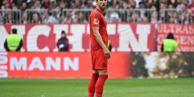 Thomas Müller musste bis zur 84. Minute auf seinen 500. Liga-Einsatz warten. - Foto: Peter Kneffel/dpa