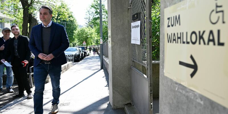 Wiens FPÖ-Spitzenkandidat Dominik Nepp setzte im Wahlkampf auf die Themen Sicherheit und Migration.  - Foto: Helmut Fohringer/APA/dpa