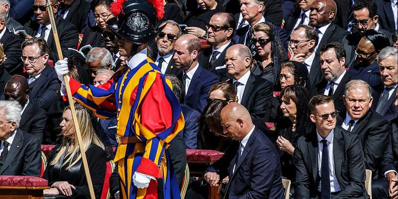 Olaf Scholz beim Papst-Begräbnis am 26.04.2025 - Foto: Butzmann, Dominik/BPA, Text: über dts Nachrichtenagentur