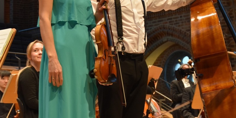 POL-NB: Große Emotionen und große Unterstützung: Das 29. Benefizkonzert begeistert in der Konzertkirche Neubrandenburg - Foto: presseportal.de