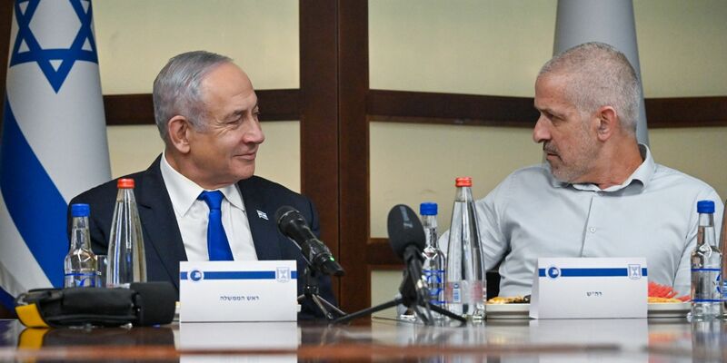 Der israelische Regierungschef Benjamin Netanjahu entließ Ronen Bar im März, aber ein Gericht stoppte die Aktion. Nun zieht Bar selbst einen Schlussstrich. (Archivbild) - Foto: Koby Gideon/GPO/dpa