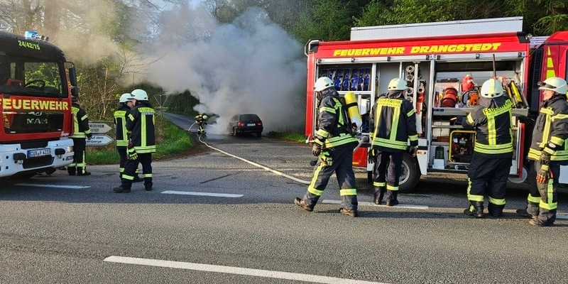 POL-CUX: PKW Brand in Drangstedt (Foto im Anhang) - Foto: presseportal.de